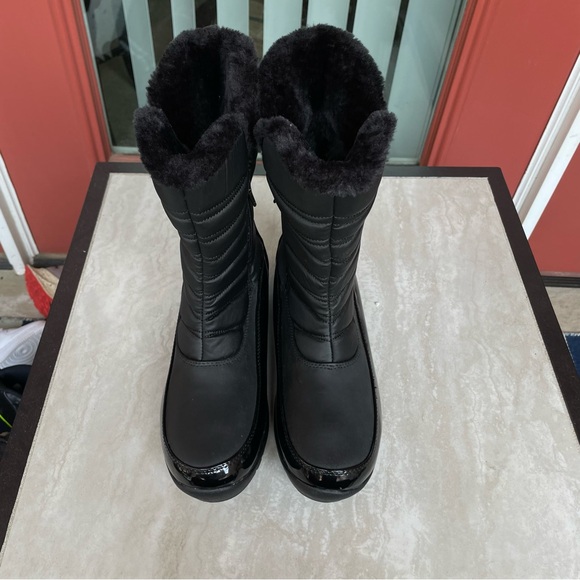 Weatherproof black faux fur lined winter boots New 8 - Picture 7 of 9